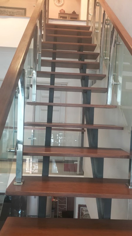 Rumah Mewah Siap Huni di Sriendah Bandung