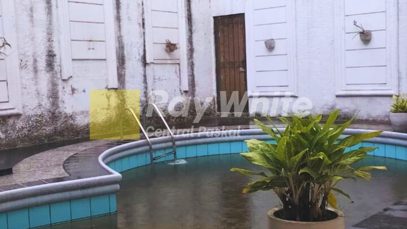 Rumah Mewah Full Furnished Kota Baru Parahyangan Bandung