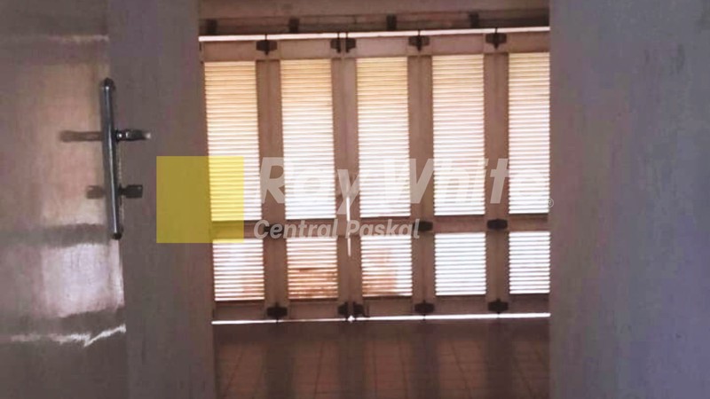 Rumah Mewah Full Furnished Kota Baru Parahyangan Bandung