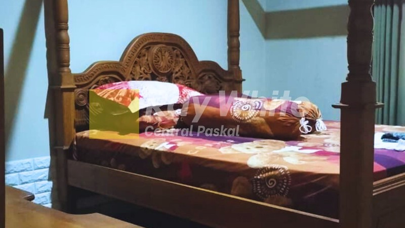 Rumah Mewah Full Furnished Kota Baru Parahyangan Bandung