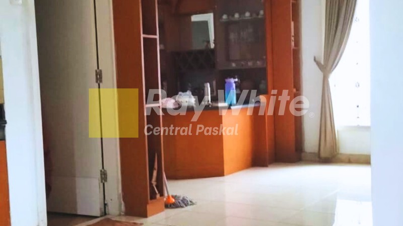 Rumah Mewah Full Furnished Kota Baru Parahyangan Bandung