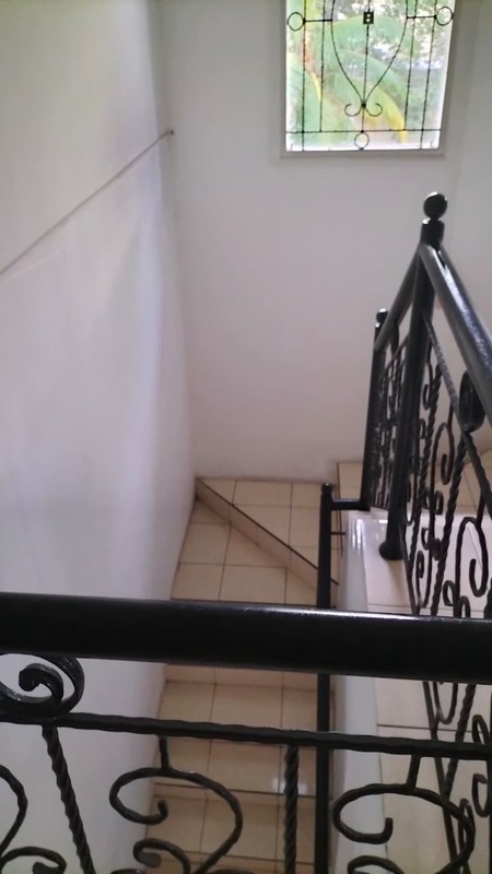 Rumah Mewah Full Furnished Kota Baru Parahyangan Bandung