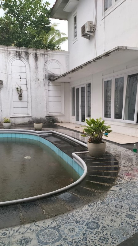 Rumah Mewah Full Furnished Kota Baru Parahyangan Bandung