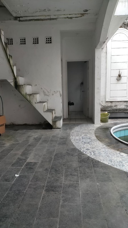 Rumah Mewah Full Furnished Kota Baru Parahyangan Bandung