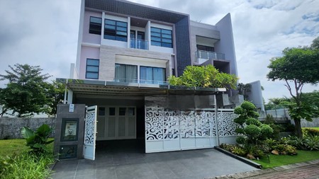 Dijual Rumah Mewah Minimalis - North Emrald Mansion
