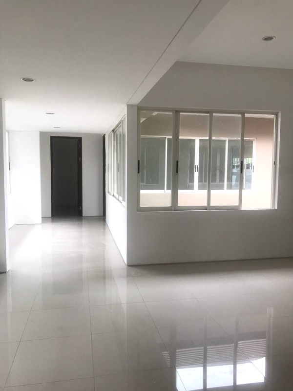 JUAL/SEWA CEPAT Rumah Cantik Graha Natura Sambikerep Surabaya