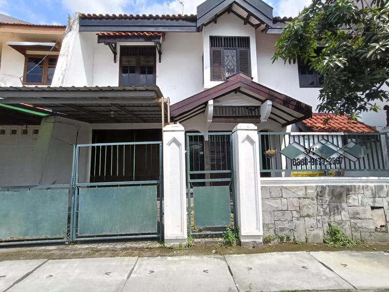 Dijual Rumah Bagus Siap Huni di Tenggilis Kauman