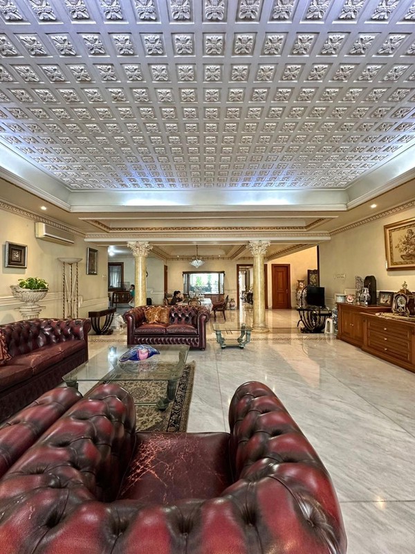 Rumah Premium 2 Lantai Siap Huni Lokasi Strategis Dengan Kolam Berenang @Pondok Indah