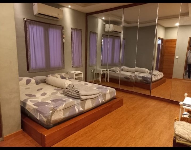 Dijual Rumah 2 Lantai Siap Huni dengan Hunian Nyaman Harga Murah! @Kebayoran Baru