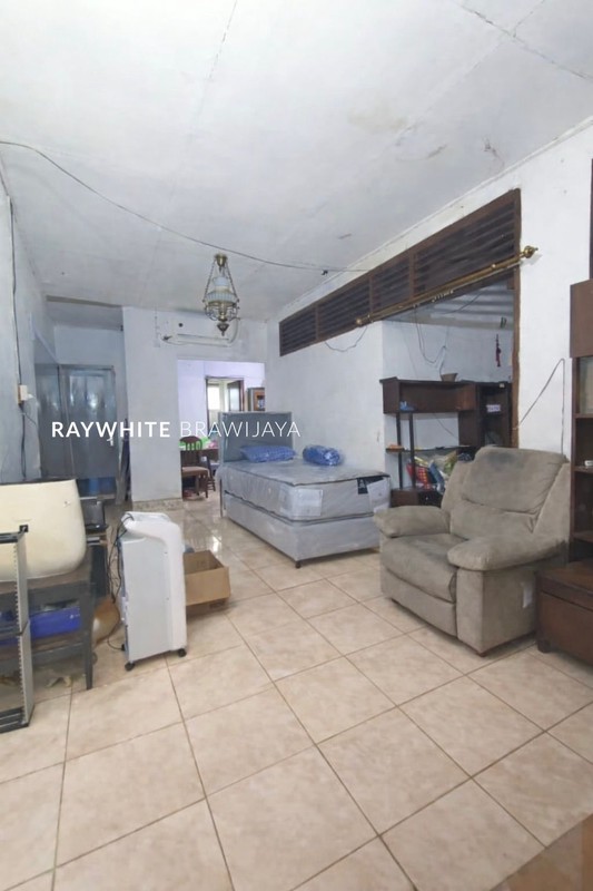 Rumah Tua Hitung Tanah Area Radio Dalam Cocok untuk Kos-Kosan