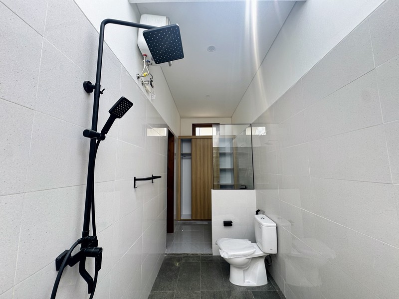 BRAND NEW PRIVATE POOL VILLA IN LOVINA