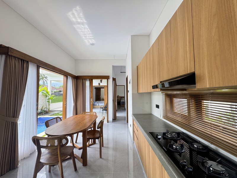 BRAND NEW PRIVATE POOL VILLA IN LOVINA