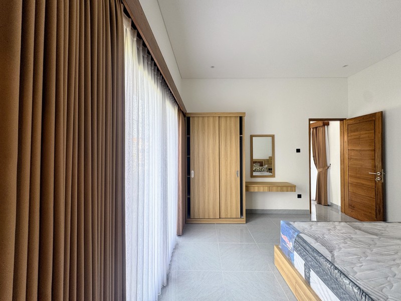 BRAND NEW PRIVATE POOL VILLA IN LOVINA