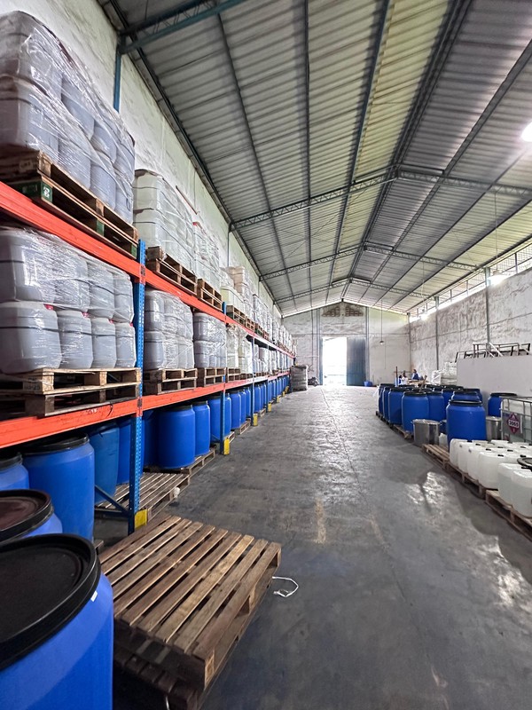 Dijual Gudang Siap Pakai  di Komplek Pergudangan Miami Kapuk Kamal