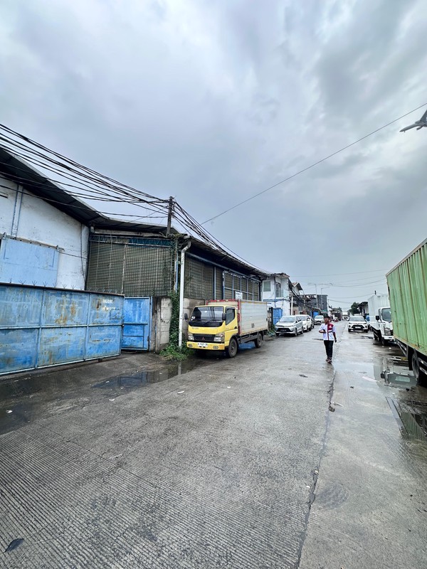 Dijual Gudang Siap Pakai  di Komplek Pergudangan Miami Kapuk Kamal