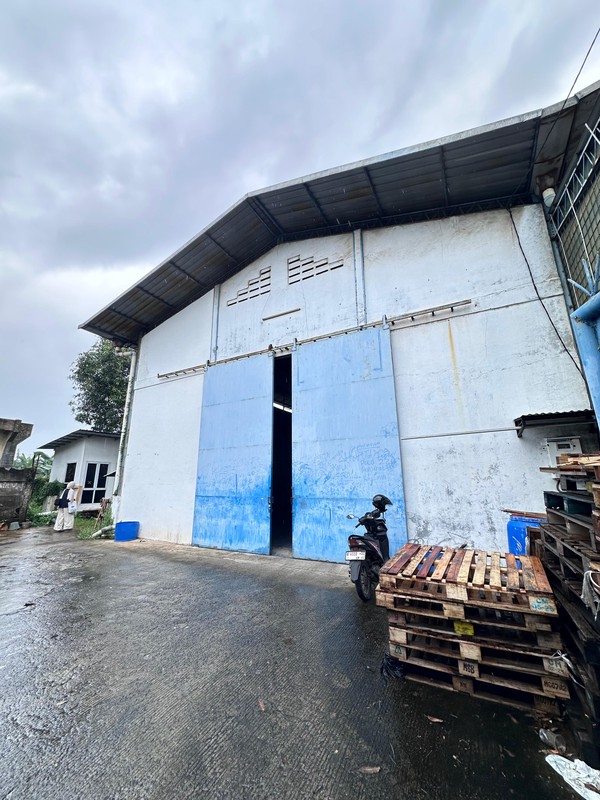 Dijual Gudang Siap Pakai  di Komplek Pergudangan Miami Kapuk Kamal