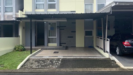 Rumah Cantik 2 Lantai di Kota Wisata 