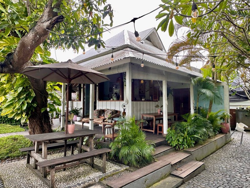 For Sale Established Restaurant / Café - Prime Location in Canggu