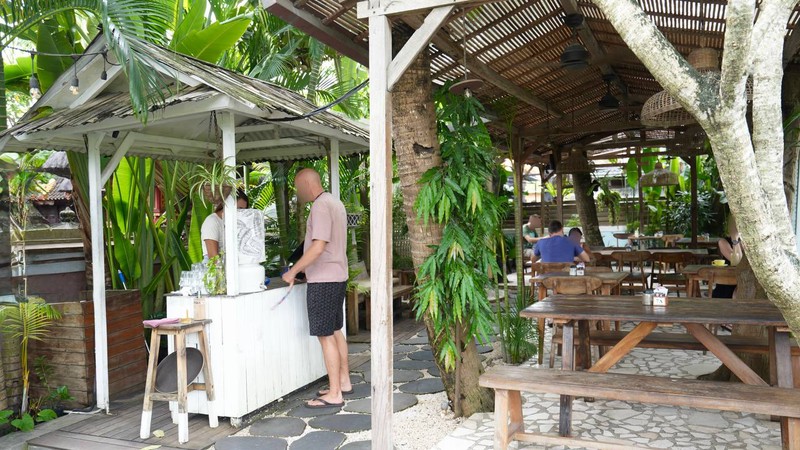 For Sale Established Restaurant / Café - Prime Location in Canggu