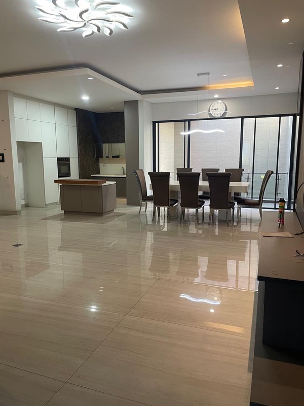 JUAL RUMAH MEWAH 2 LANTAI DI NORTH EMERALD MANSION CITRALAND 