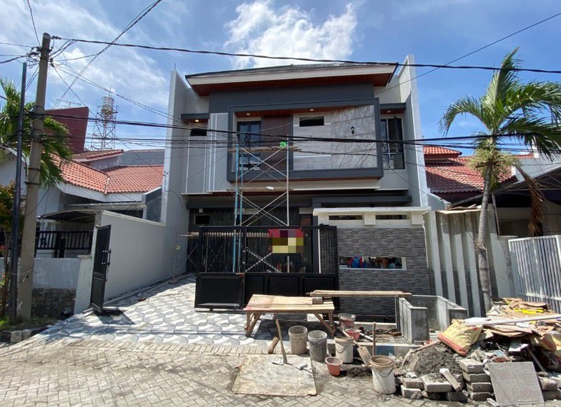 Dijual Rumah Baru Manyar Jaya - Menur pumpungan - Surabaya Timur  - Spesial Row Jalan LEBAR 3 Mobil - Siap Huni