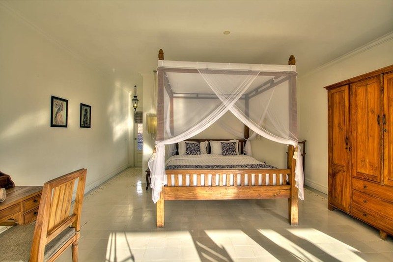 Luxury 4-Bedroom Colonial Estate with River & Panoramic Green Views - near Tanah Lot, Tabanan