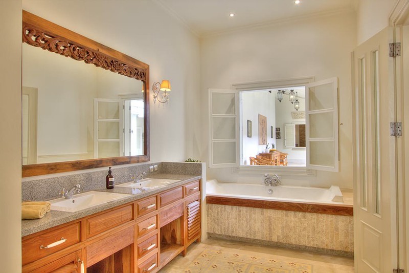 Luxury 4-Bedroom Colonial Estate with River & Panoramic Green Views - near Tanah Lot, Tabanan