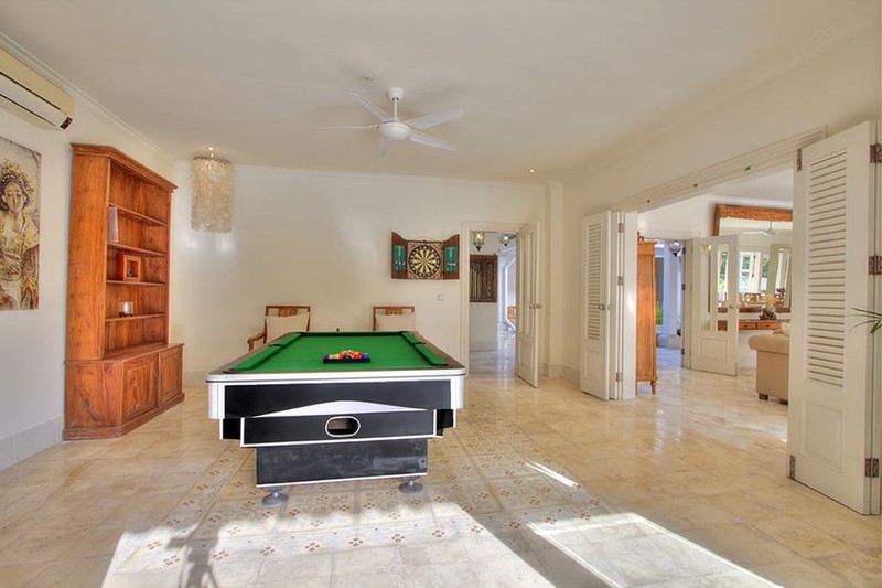 Luxury 4-Bedroom Colonial Estate with River & Panoramic Green Views - near Tanah Lot, Tabanan