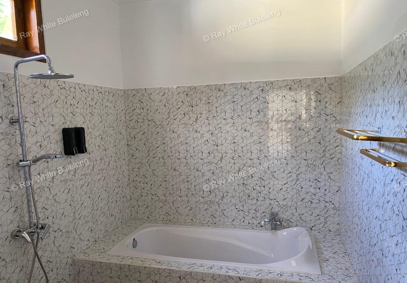 Charming Tropical Villa with Private Swimming Pool in Lovina