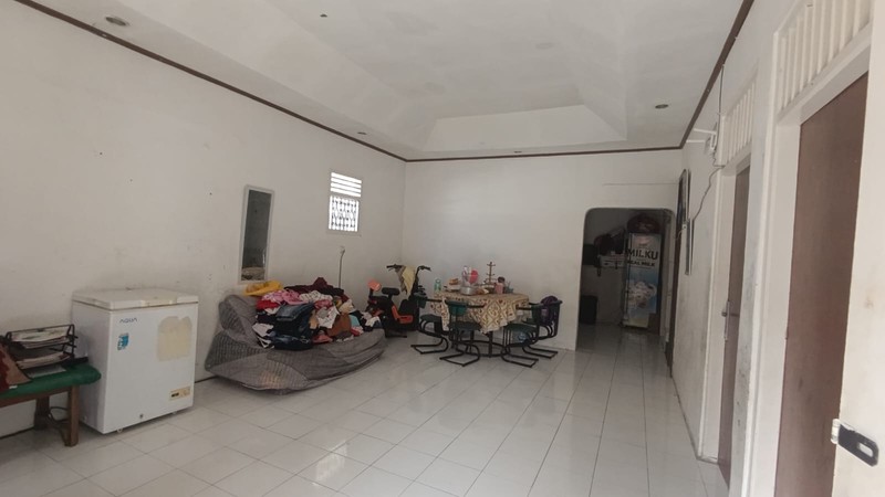 Dijual Rumah Lama Hitung Tanah Di Karang Tengah, Lebak Bulus, Jakarta Selatan