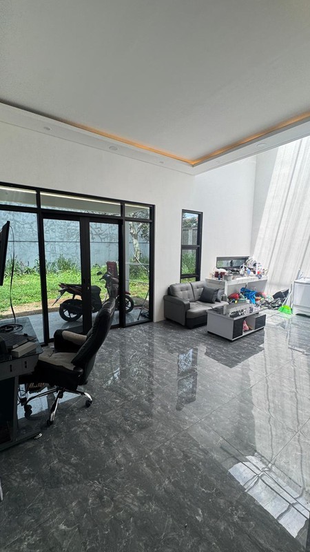 STRATEGIS! Rumah Plus Tanah Luas di Cigadung, Bandung!