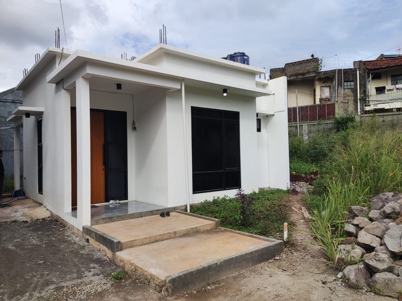 STRATEGIS! Rumah Plus Tanah Luas di Cigadung, Bandung!