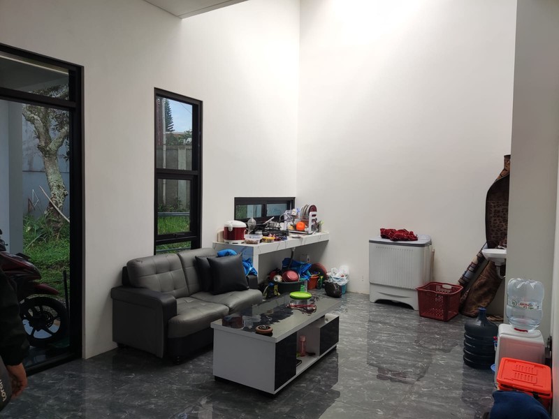 STRATEGIS! Rumah Plus Tanah Luas di Cigadung, Bandung!