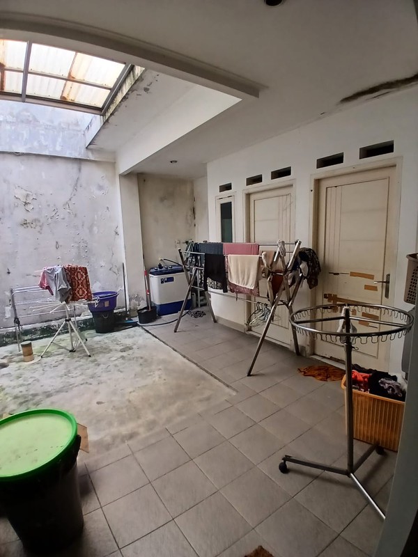 Dijual 2 Townhouse Dan 3 Kavling Lokasi Strategis Di Dekat Tarakanita, Jakarta Selatan