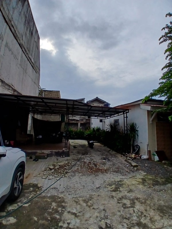 Dijual 2 Townhouse Dan 3 Kavling Lokasi Strategis Di Dekat Tarakanita, Jakarta Selatan