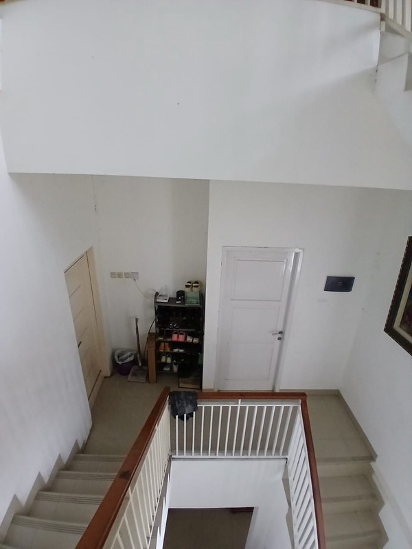 Dijual 2 Townhouse Dan 3 Kavling Lokasi Strategis Di Dekat Tarakanita, Jakarta Selatan