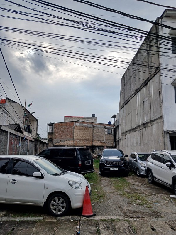 Dijual 2 Townhouse Dan 3 Kavling Lokasi Strategis Di Dekat Tarakanita, Jakarta Selatan