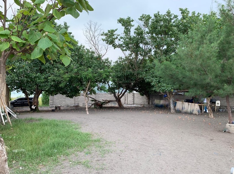 Tanah Tepi Pantai Kuranji Lompok Barat Nusa Tenggara Barat