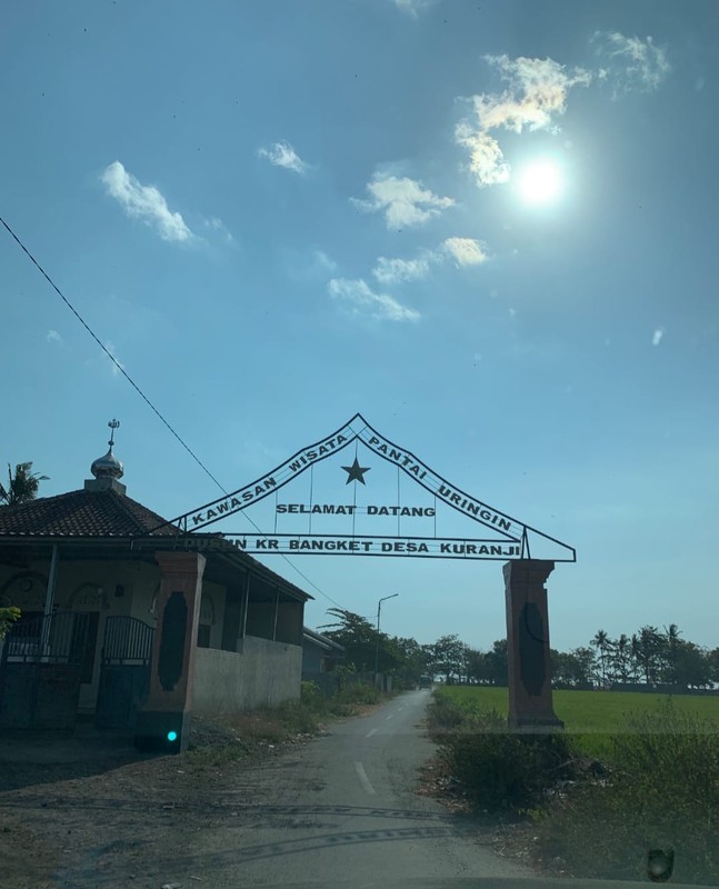 Tanah Tepi Pantai Kuranji Lompok Barat Nusa Tenggara Barat