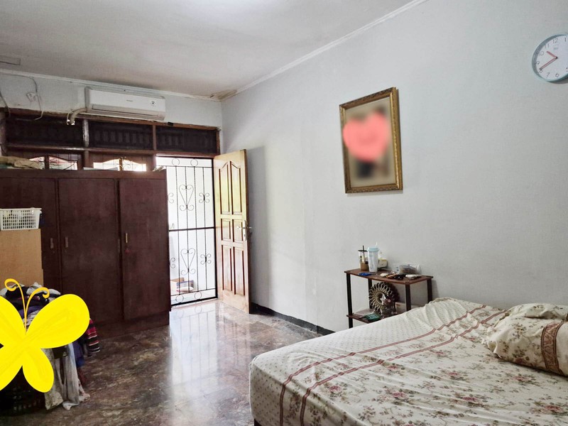 Dijual Rumah Kayu Putih Utara