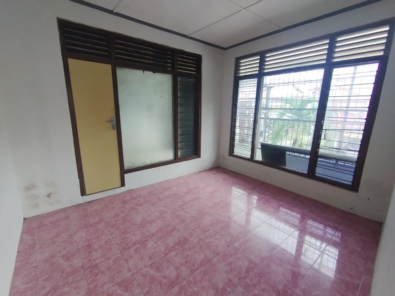 Disewakan Ruang Usaha Strategis 2 Lantai di Jl. Kusumanegara Lokasi Premium Warungboto Yogyakarta