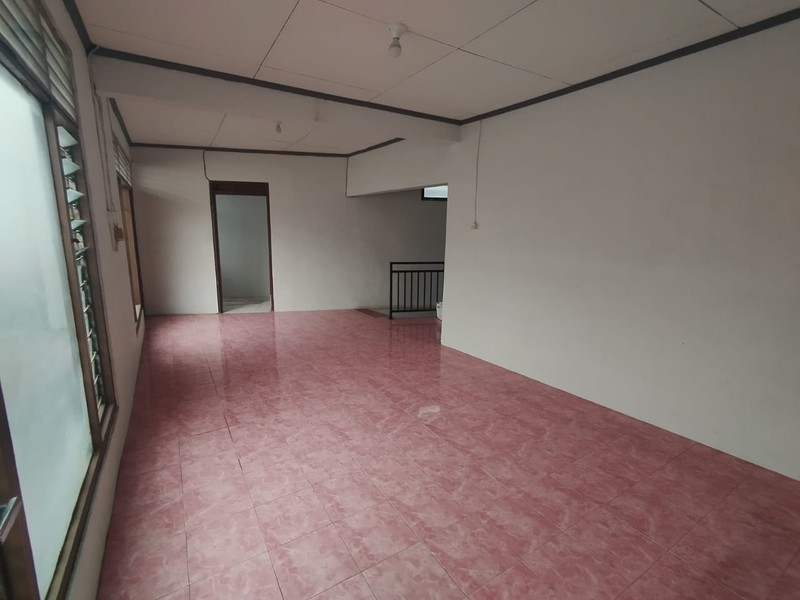 Disewakan Ruang Usaha Strategis 2 Lantai di Jl. Kusumanegara Lokasi Premium Warungboto Yogyakarta