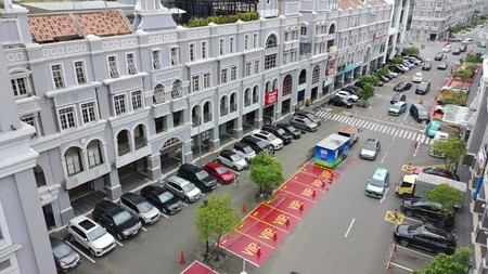 Ruko Gandeng MOI, Kelapa Gading