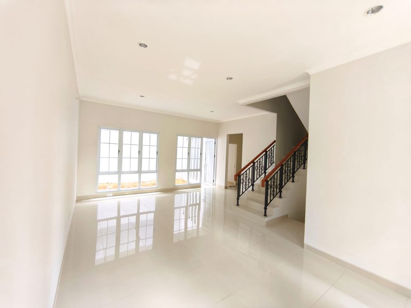 DIJUAL RUMAH CLUSTER MENAGGIO GADING SERPONG - 3 KAMAR, LOKASI STRATEGIS