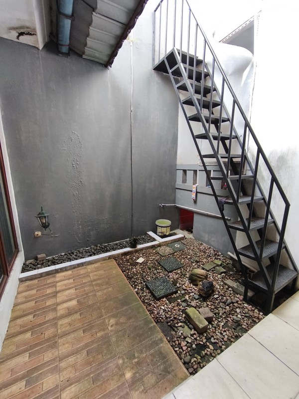 Rumah Bagus,dalam cluster di Graha Raya 