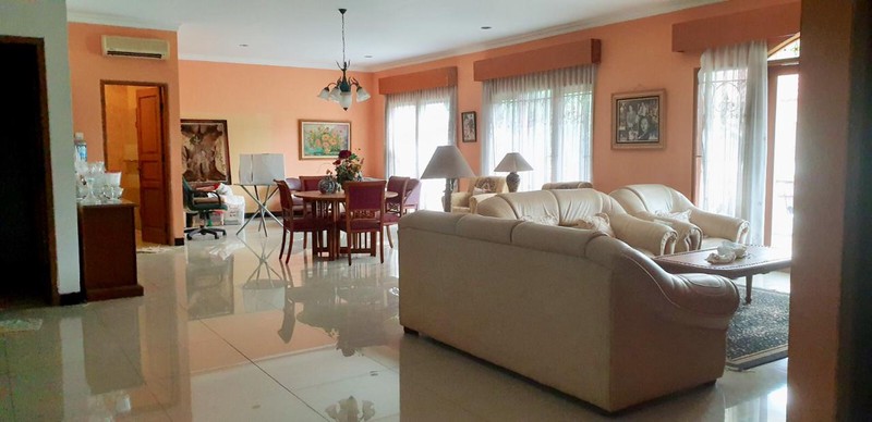 Rumah Bagus,aman,bersih di Bintaro Jaya 2