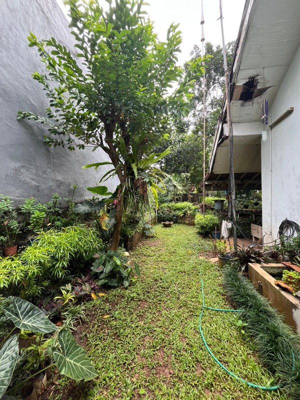 Rumah Hitung Tanah Dalam Komplek Nyaman dan Terdepan di Cinere