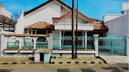 Jual Rumah Dharmahusada Indah Tengah Surabaya Pusat