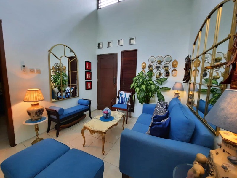 Dijual Cepat Rumah Indah Full Furnish Lokasi Strategis Di Adora Permata, Bintaro Sektor 9