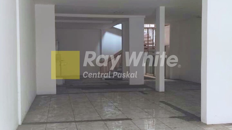 Ruko di Mainroad Lengkong Bandung